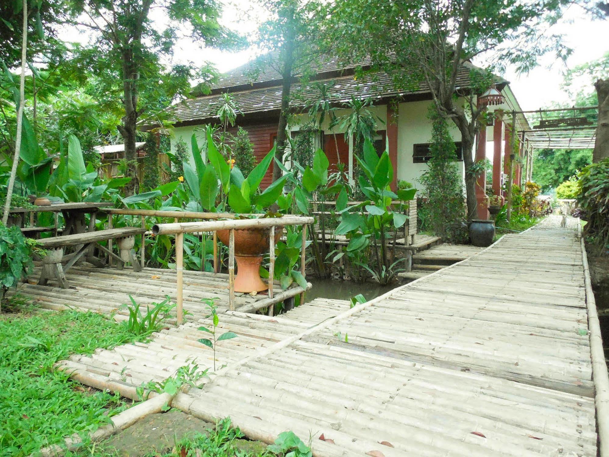 Palm Spa Village Resort Mae Rim Exterior photo