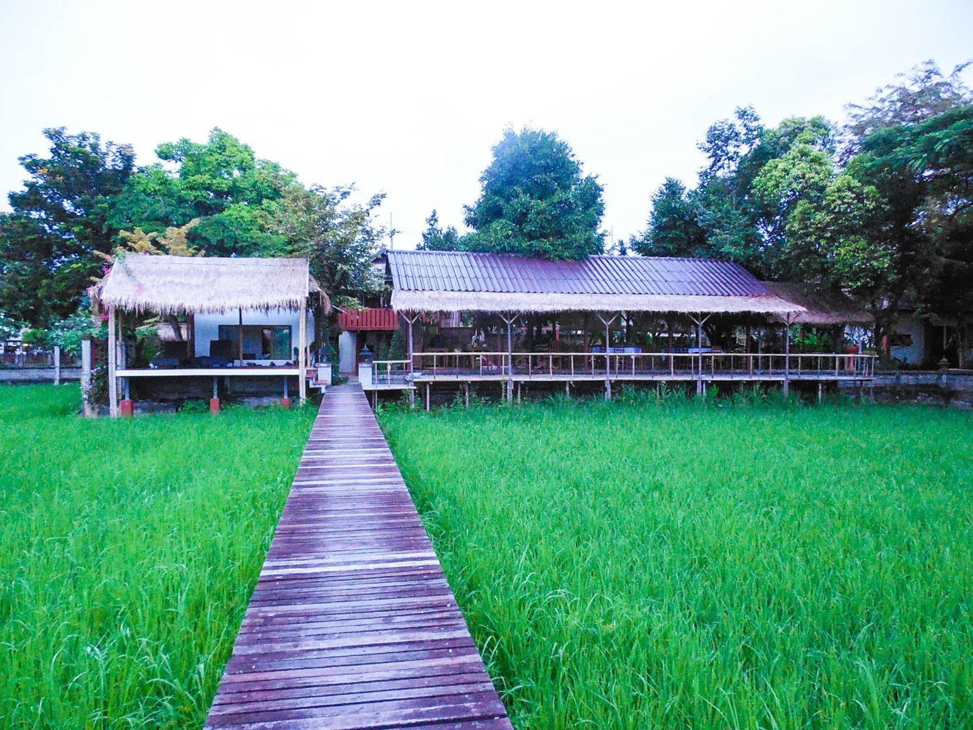 Palm Spa Village Resort Mae Rim Exterior photo